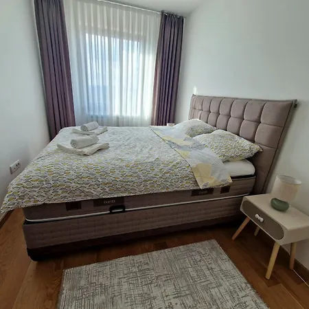 Apartman Komfort 33, Near Sarajevo Airport & Free Parking *