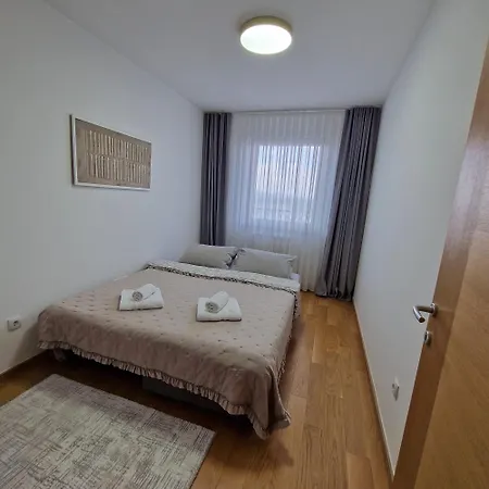 Διαμέρισμα Komfort 33, Near Sarajevo Airport & Free Parking Donje Mladice